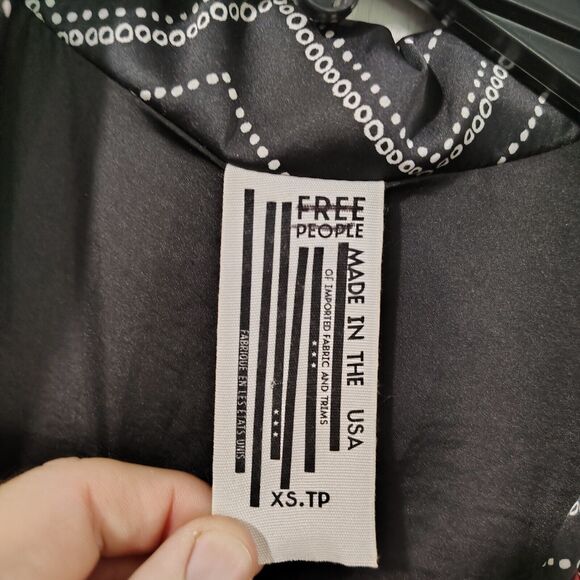 Anthropologie Free People Black Silky Chevron Jumpsuit Size XS - Picture 9 of 15